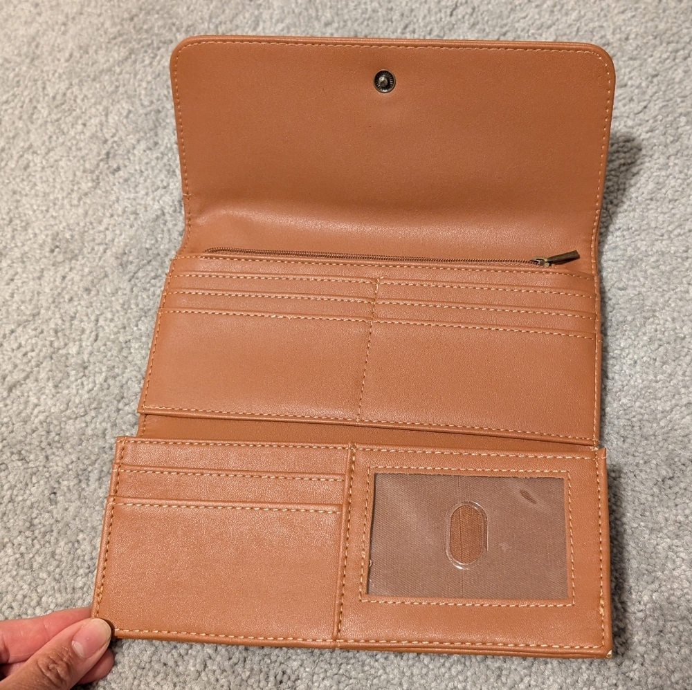 Tan Wallet - Picture 3 of 3